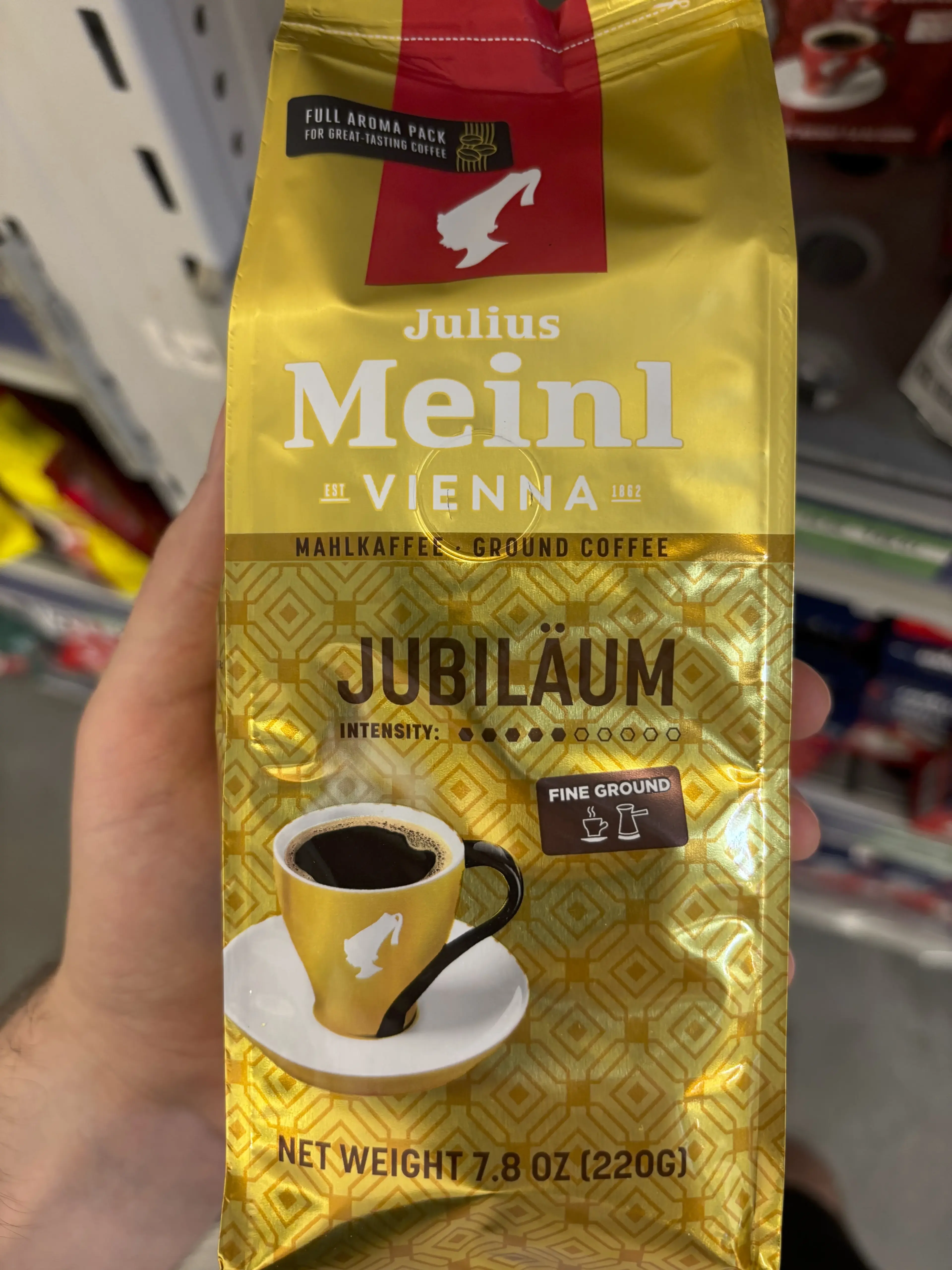 Un pachet de cafea măcinată Julius Meinl Jubiläum Un pachet de cafea măcinată Julius Meinl Jubiläum